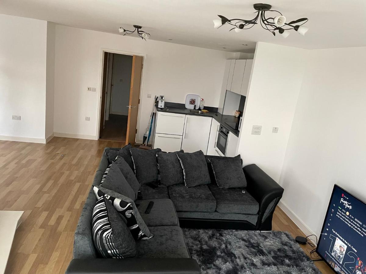 King Dems Home Dagenham Eksteriør billede
